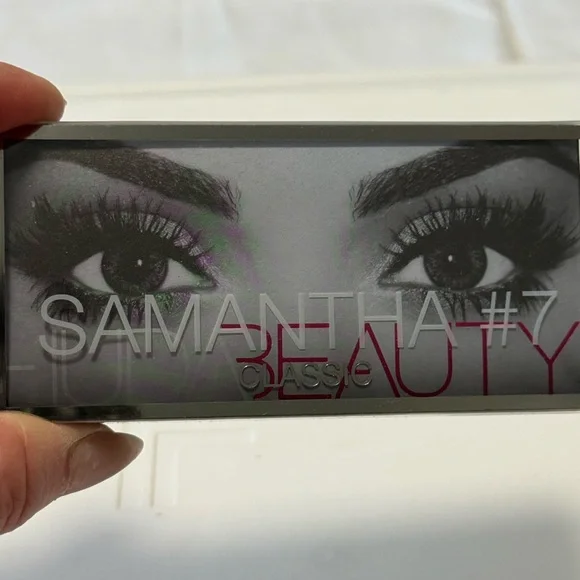 HUDA BEAUTY Dramatic Lash Set - Samantha #7 - Picture 3 of 4